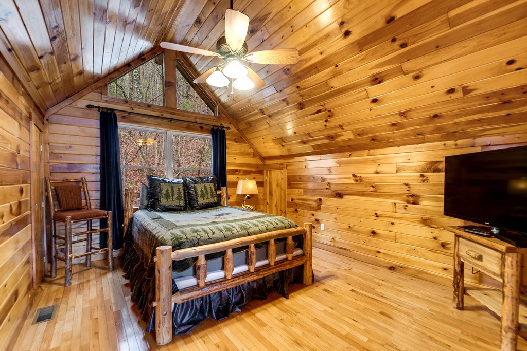 264 Little Laurel Creek Road