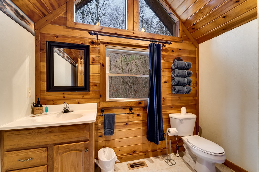 264 Little Laurel Creek Road