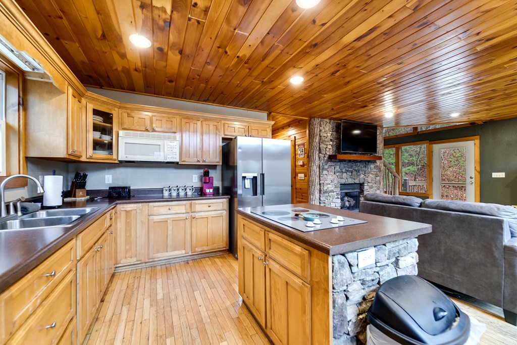 264 Little Laurel Creek Road