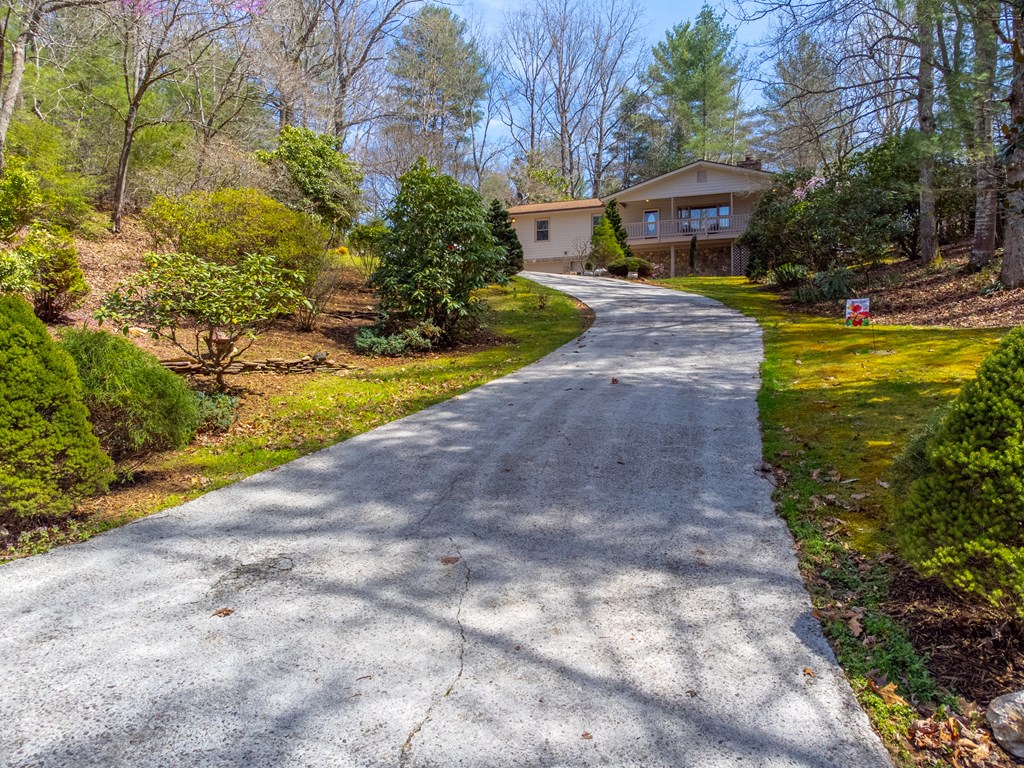 311 Winding Way Drive