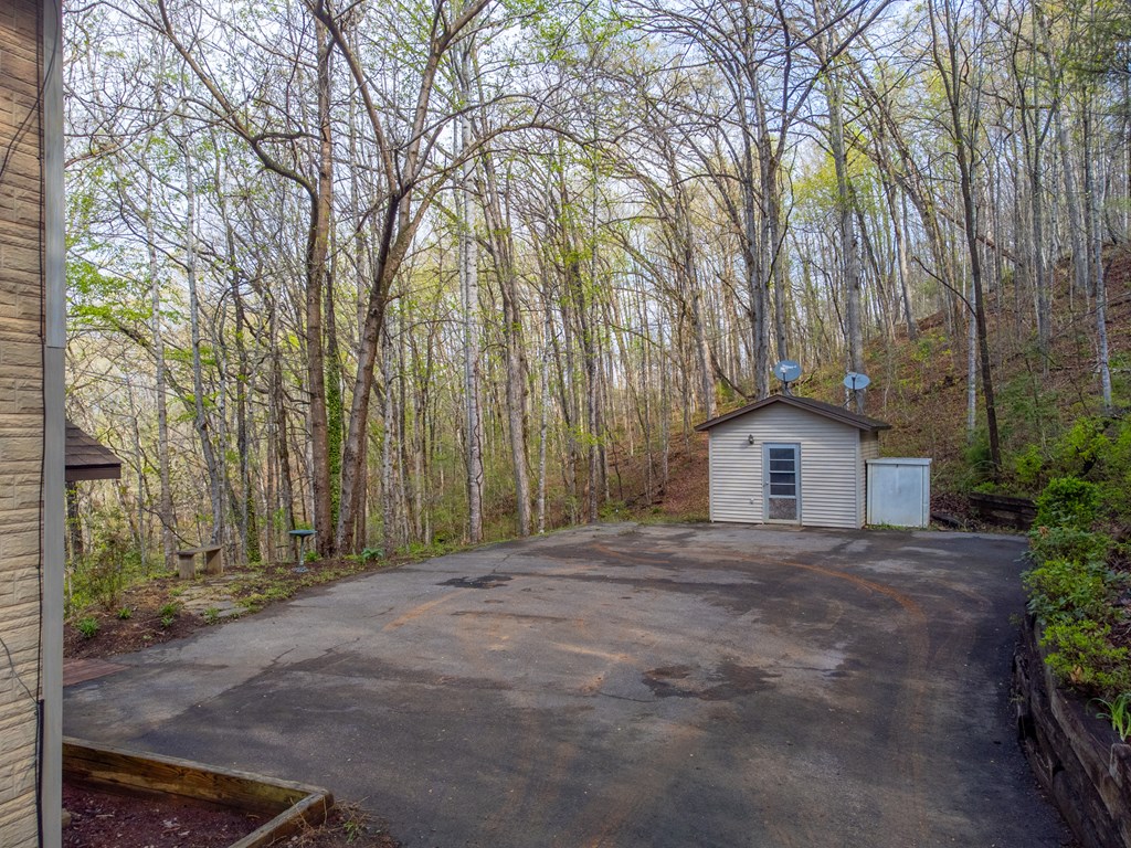 306 Griffin Road