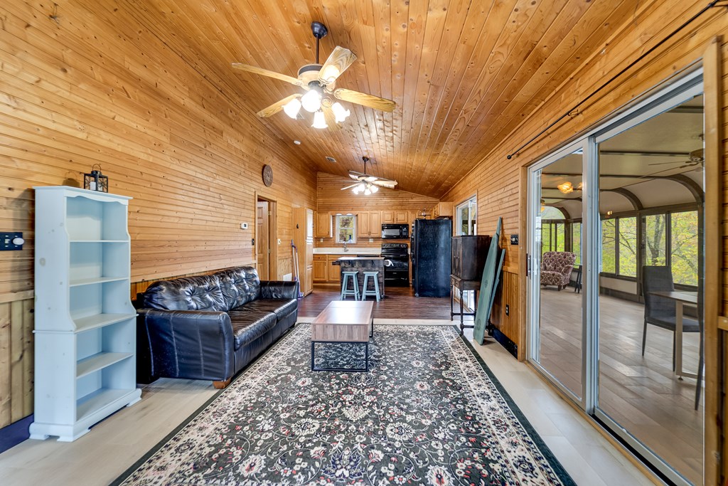 306 Griffin Road