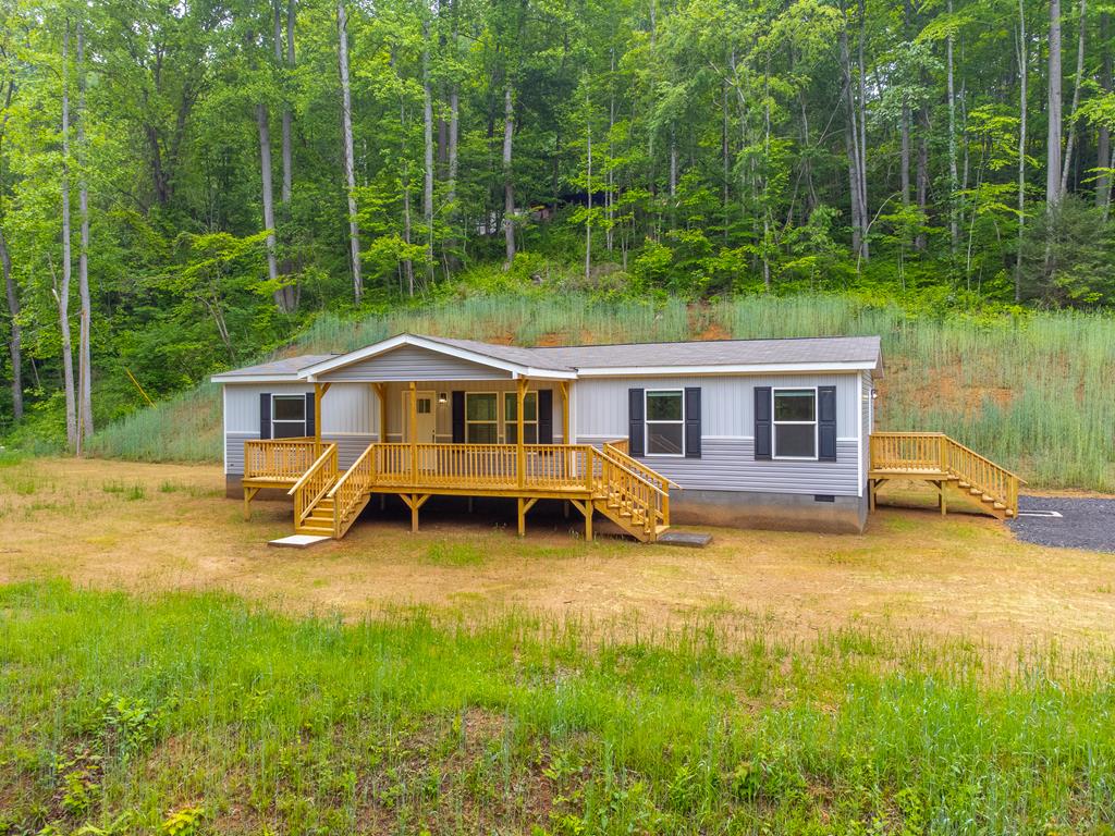 272 Dusty Lane