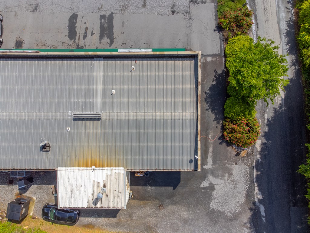 437 E Main St