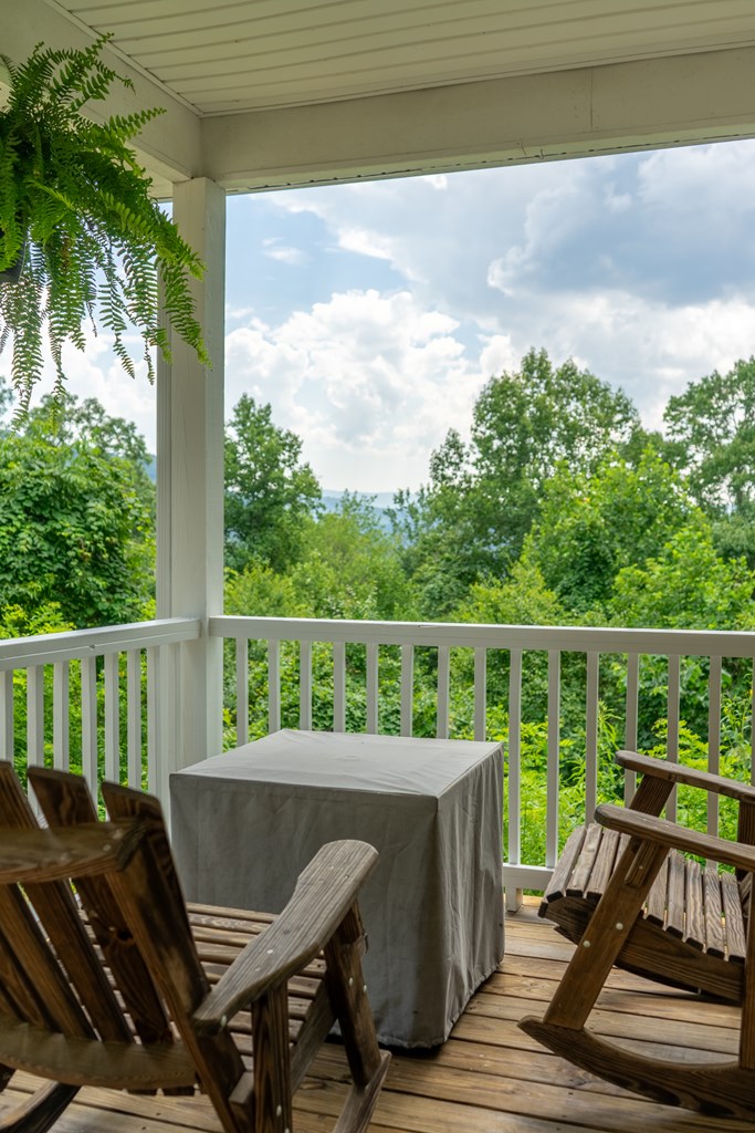 334 Fox Den Ridge