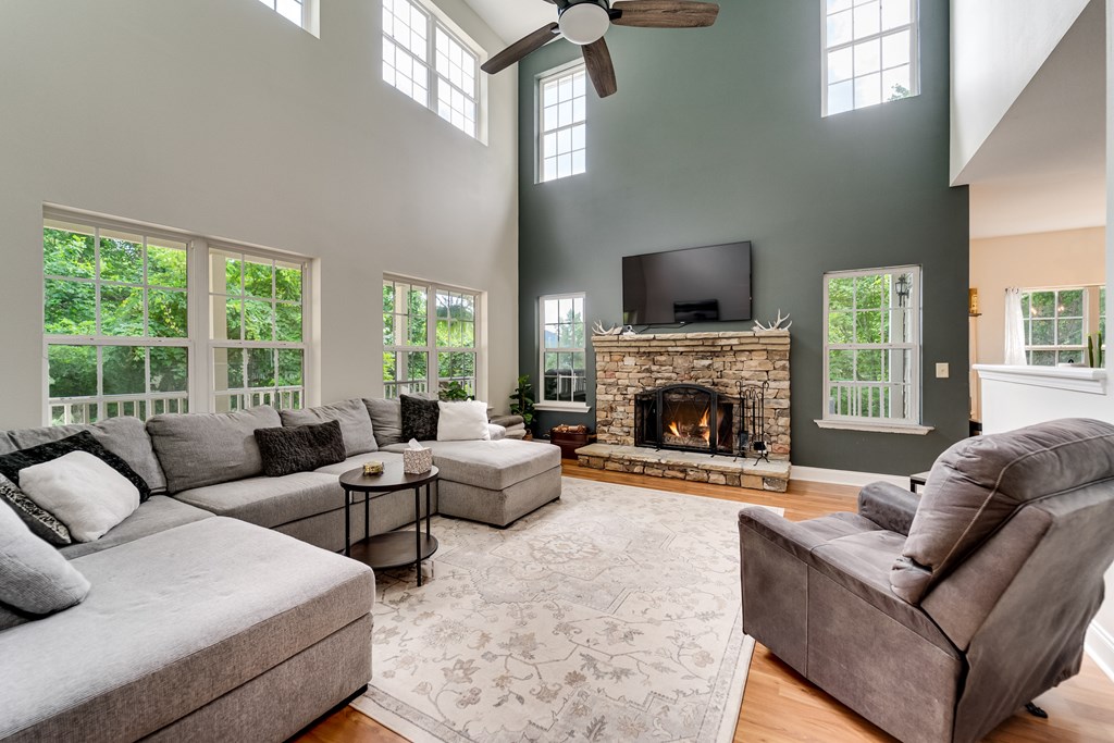 334 Fox Den Ridge