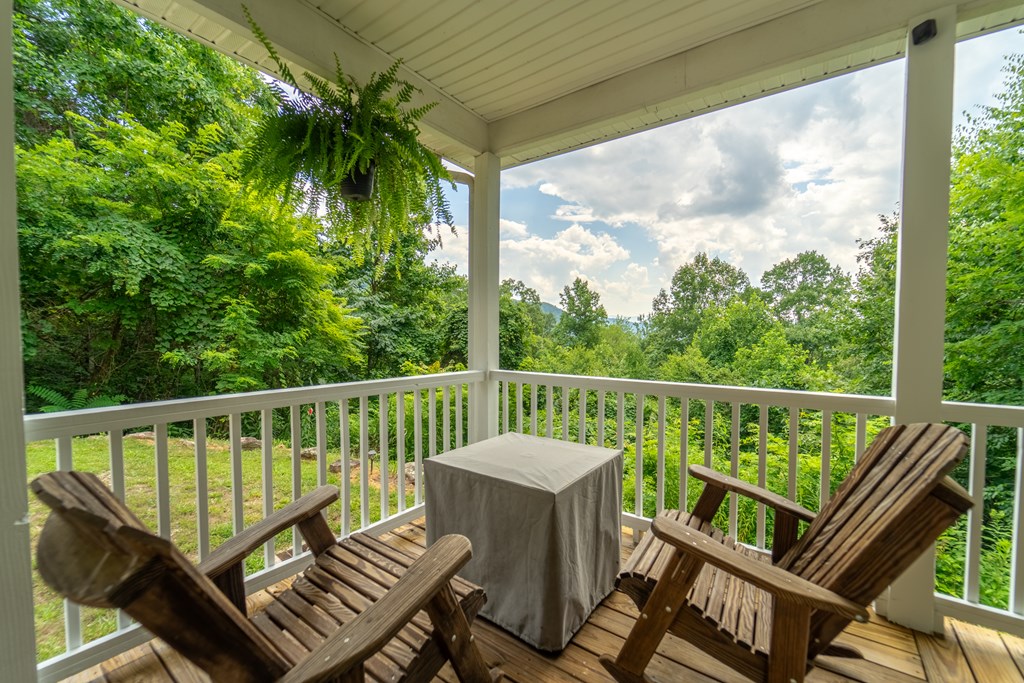 334 Fox Den Ridge