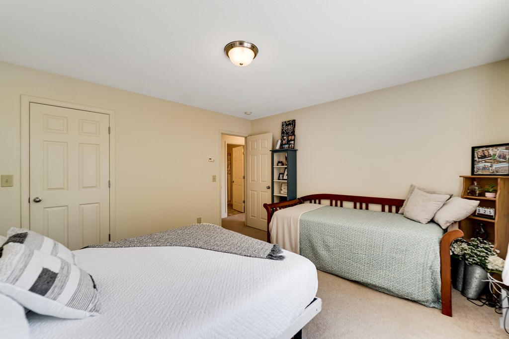 334 Fox Den Ridge