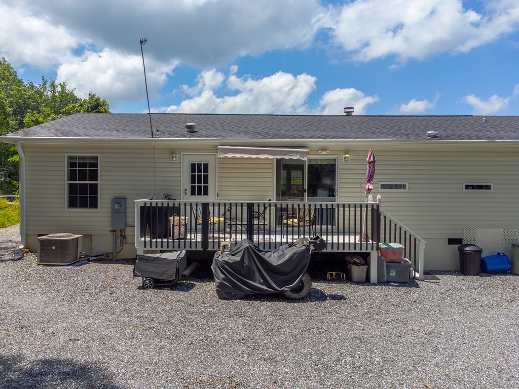 206 Red Rile Trail