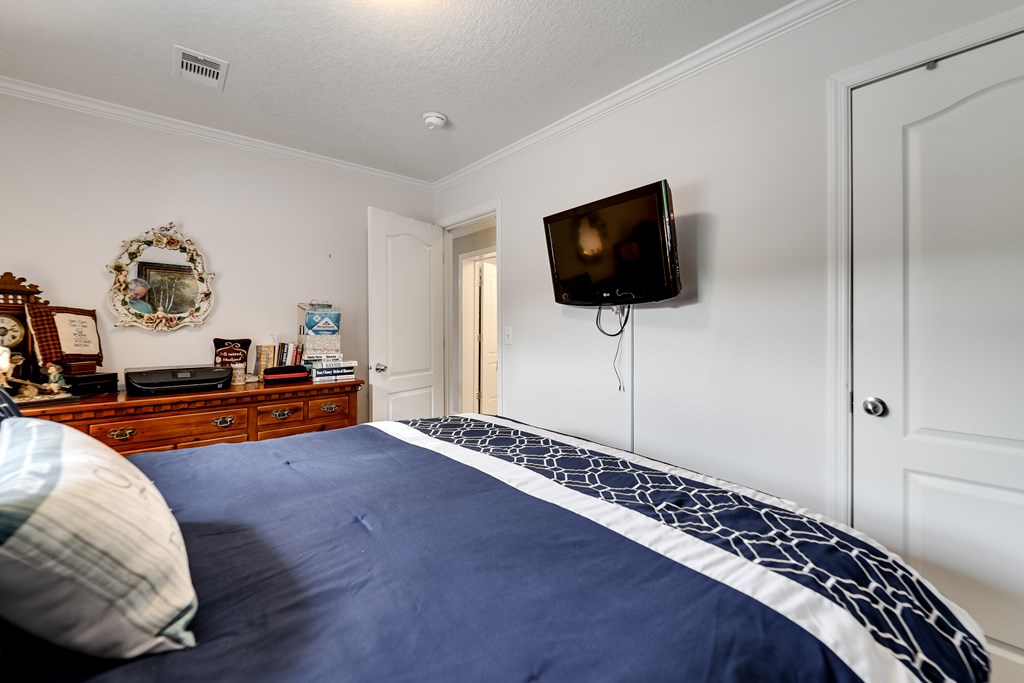 206 Red Rile Trail