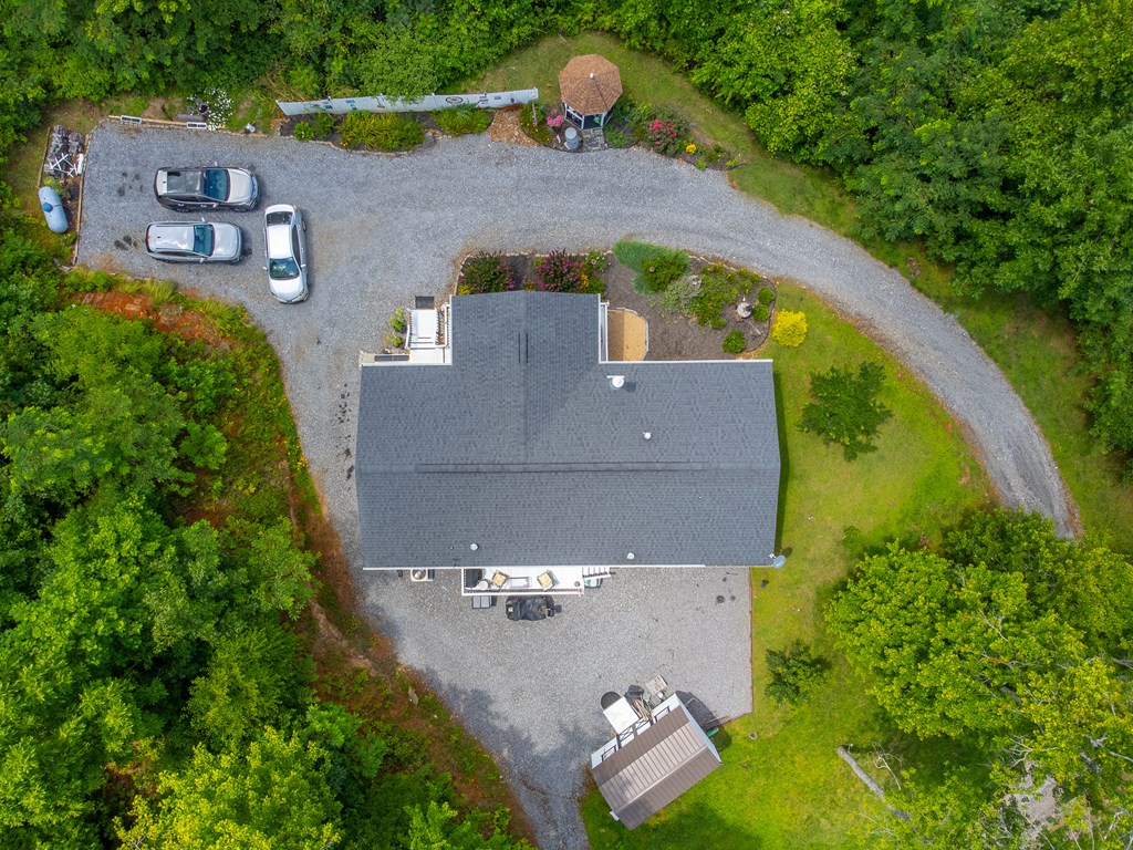 206 Red Rile Trail