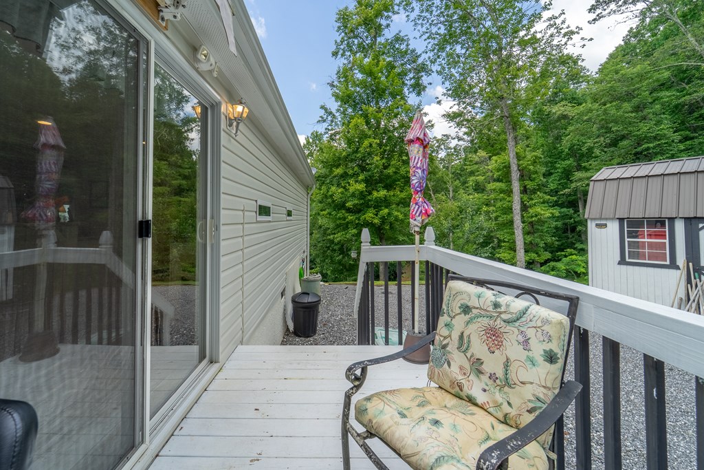 206 Red Rile Trail