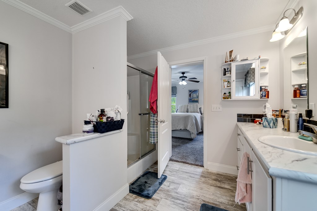 206 Red Rile Trail