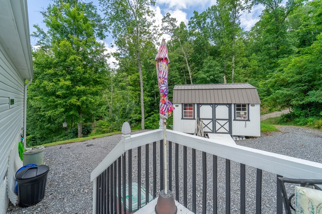 206 Red Rile Trail