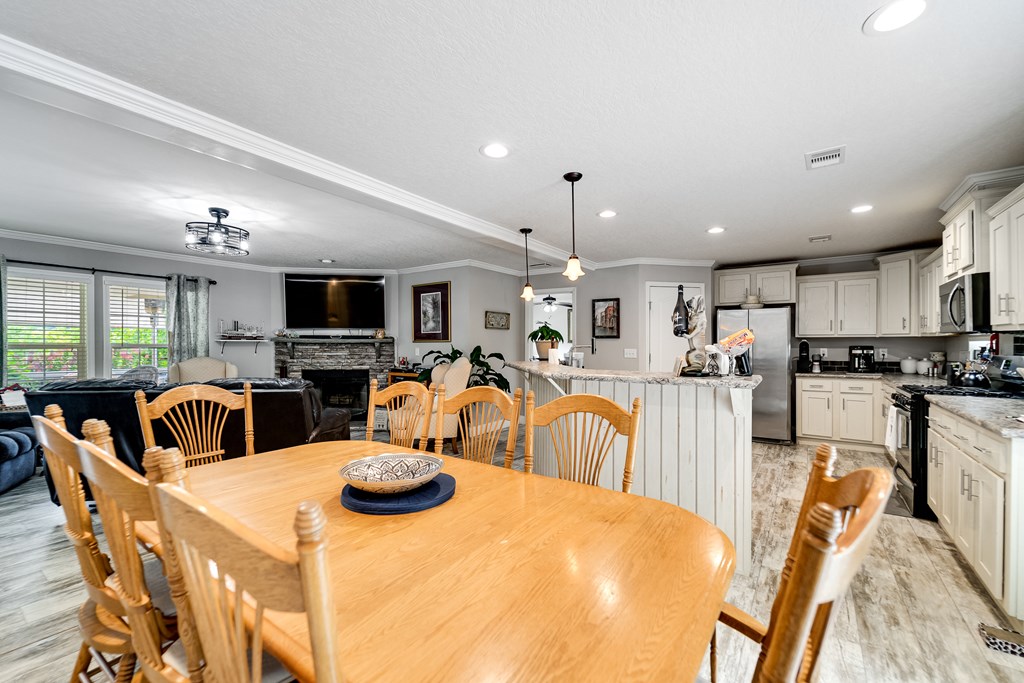 206 Red Rile Trail