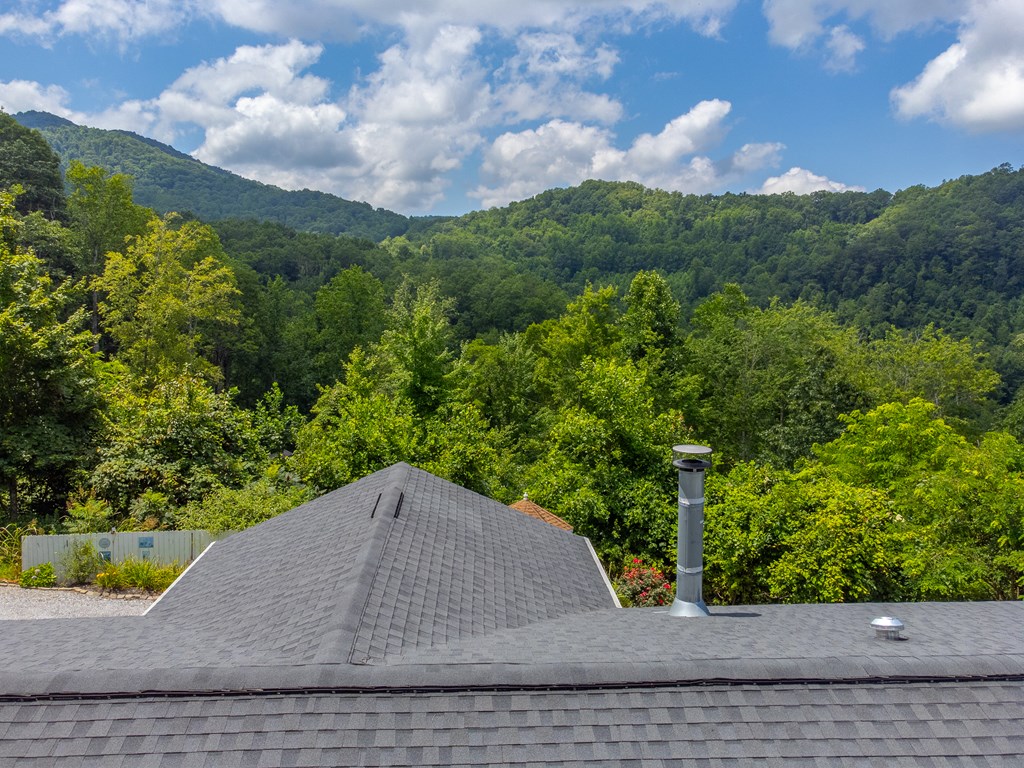 206 Red Rile Trail