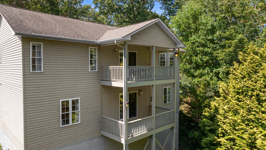 132 Mountain Circle