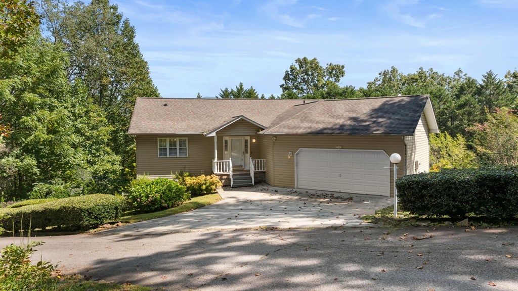 132 Mountain Circle