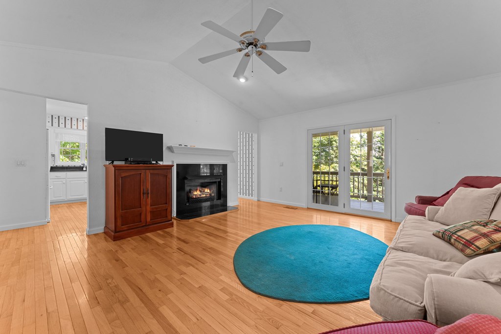 132 Mountain Circle