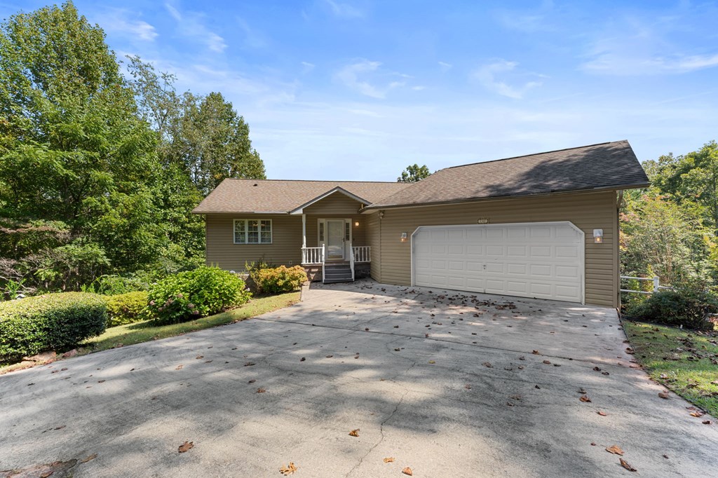 132 Mountain Circle
