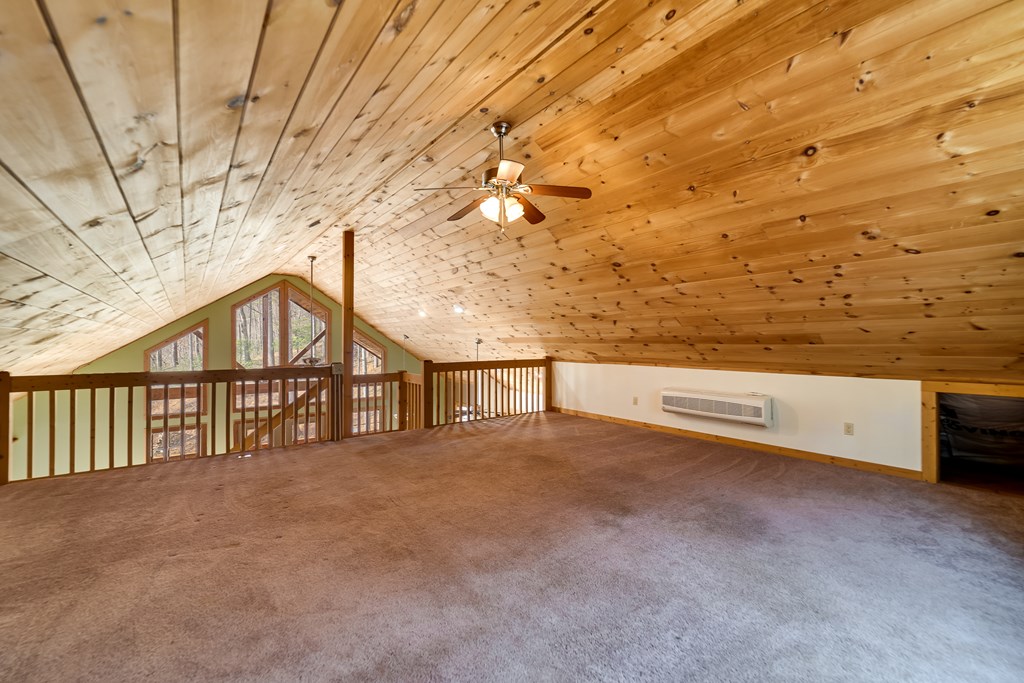 708 Thornhill Dr