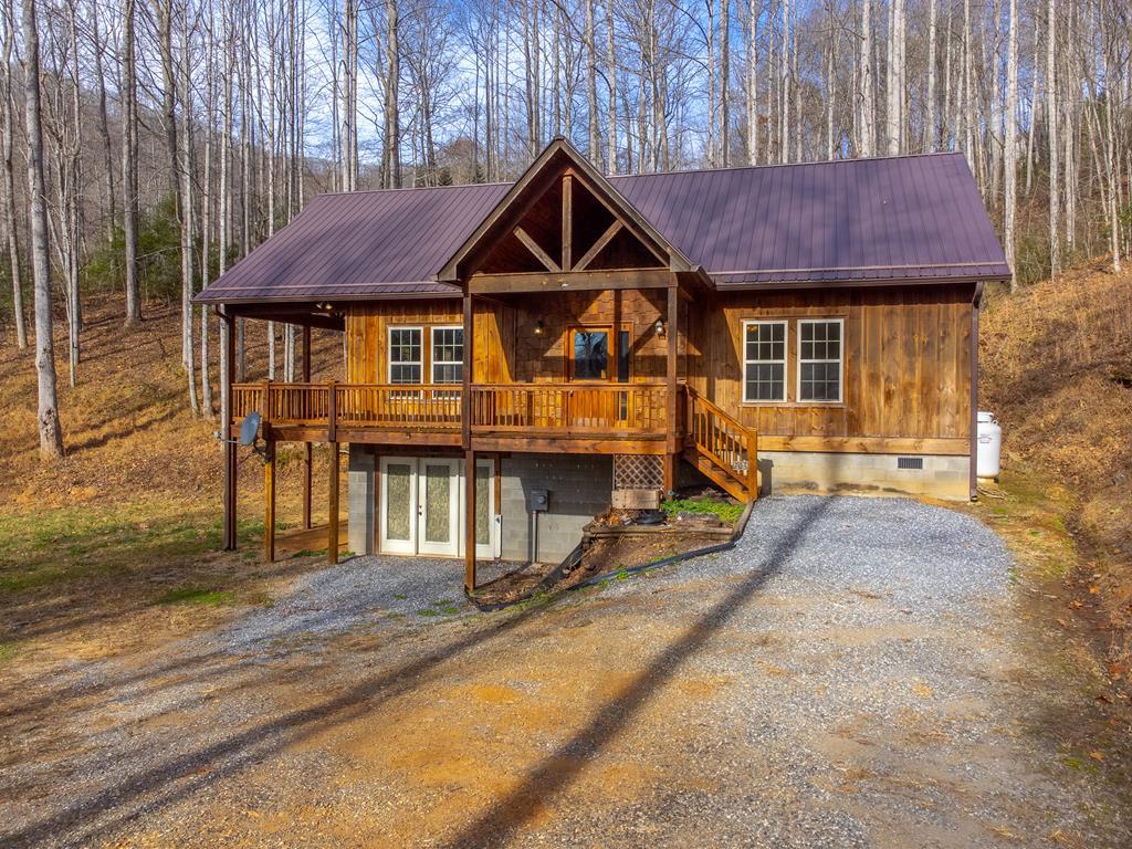 708 Thornhill Dr