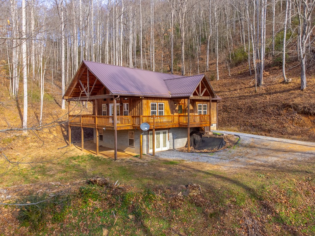 708 Thornhill Dr