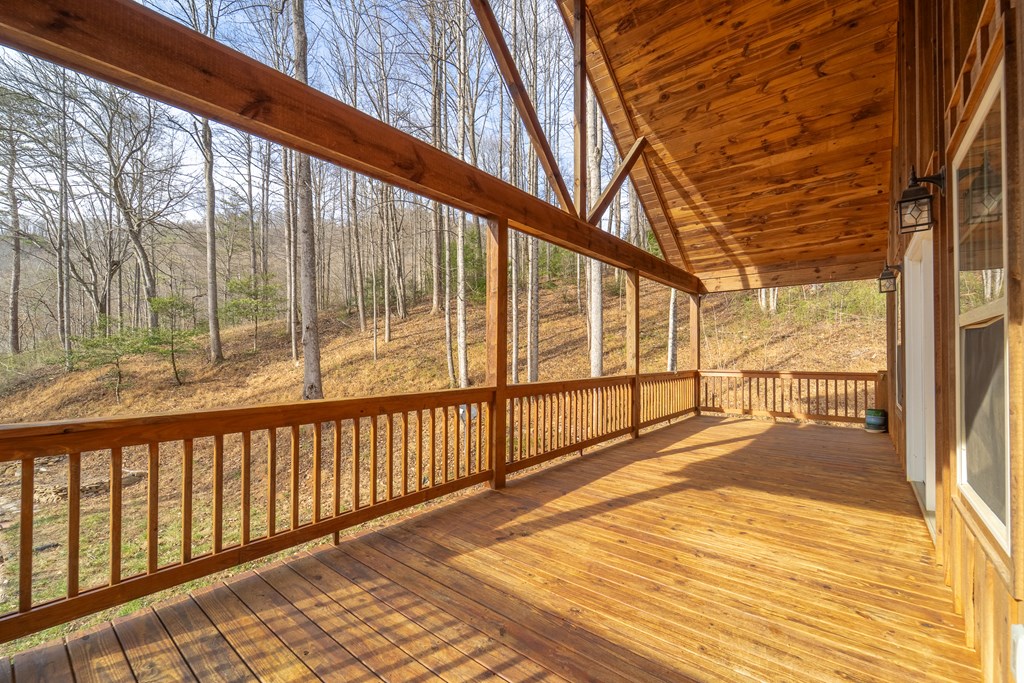 708 Thornhill Dr