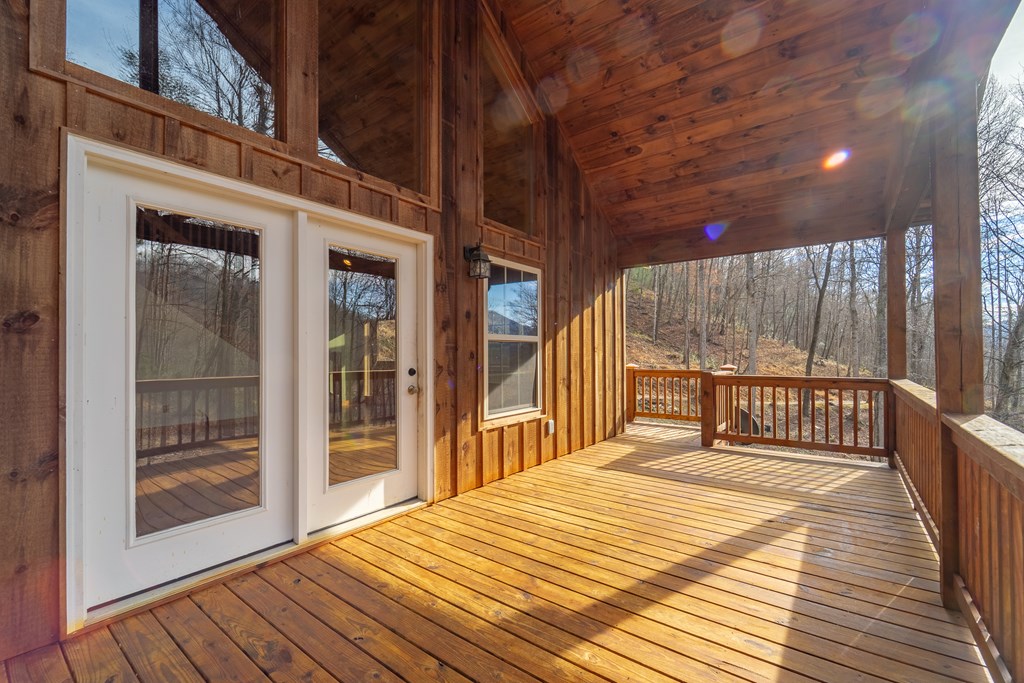 708 Thornhill Dr