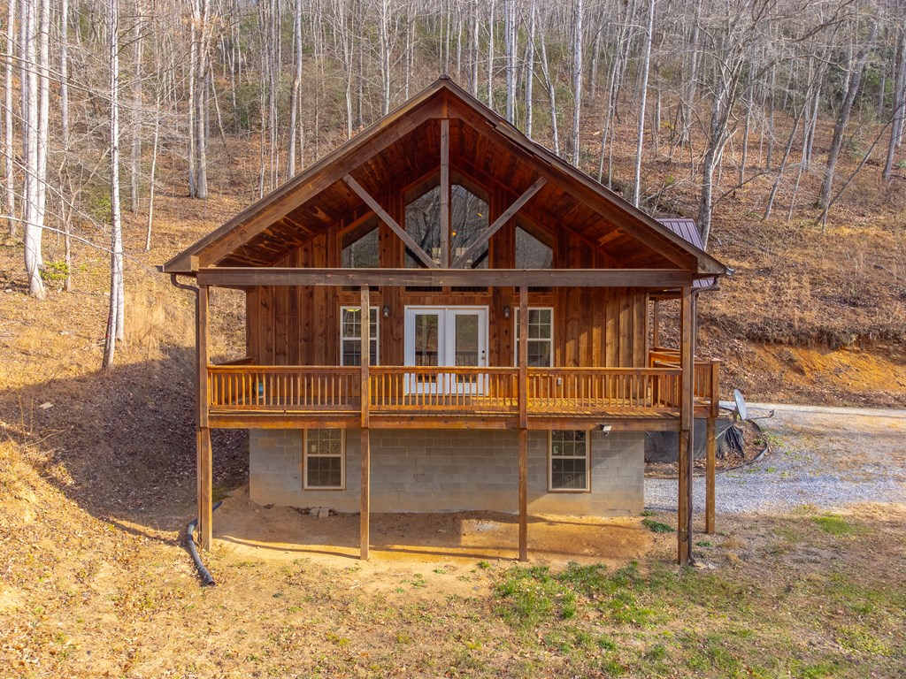708 Thornhill Dr