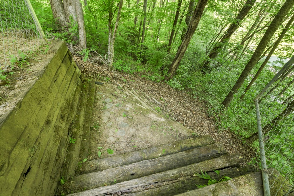 240 Carpenter Road
