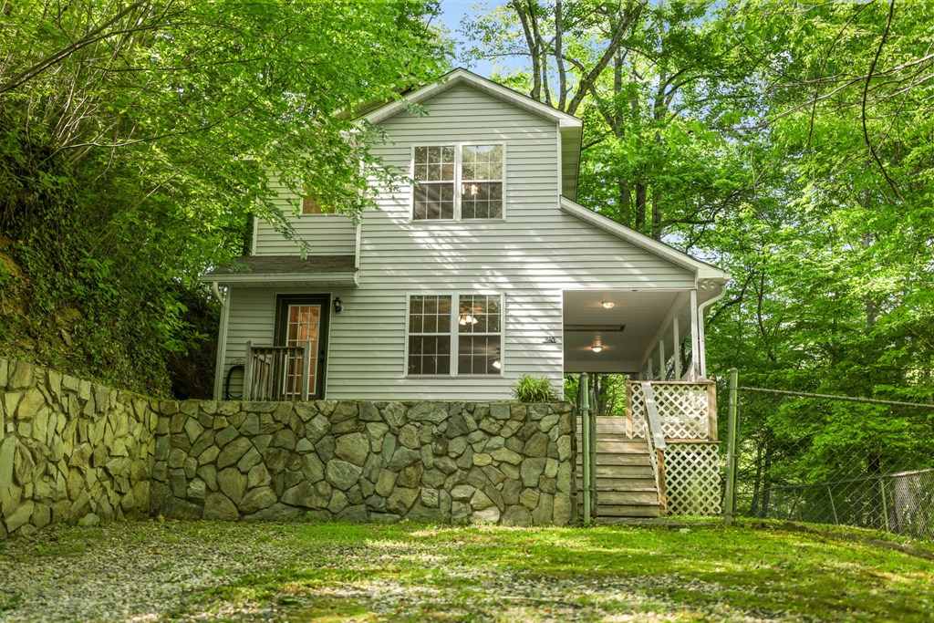 240 Carpenter Road
