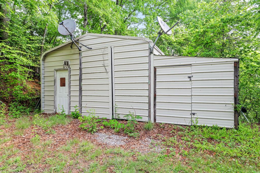 240 Carpenter Road