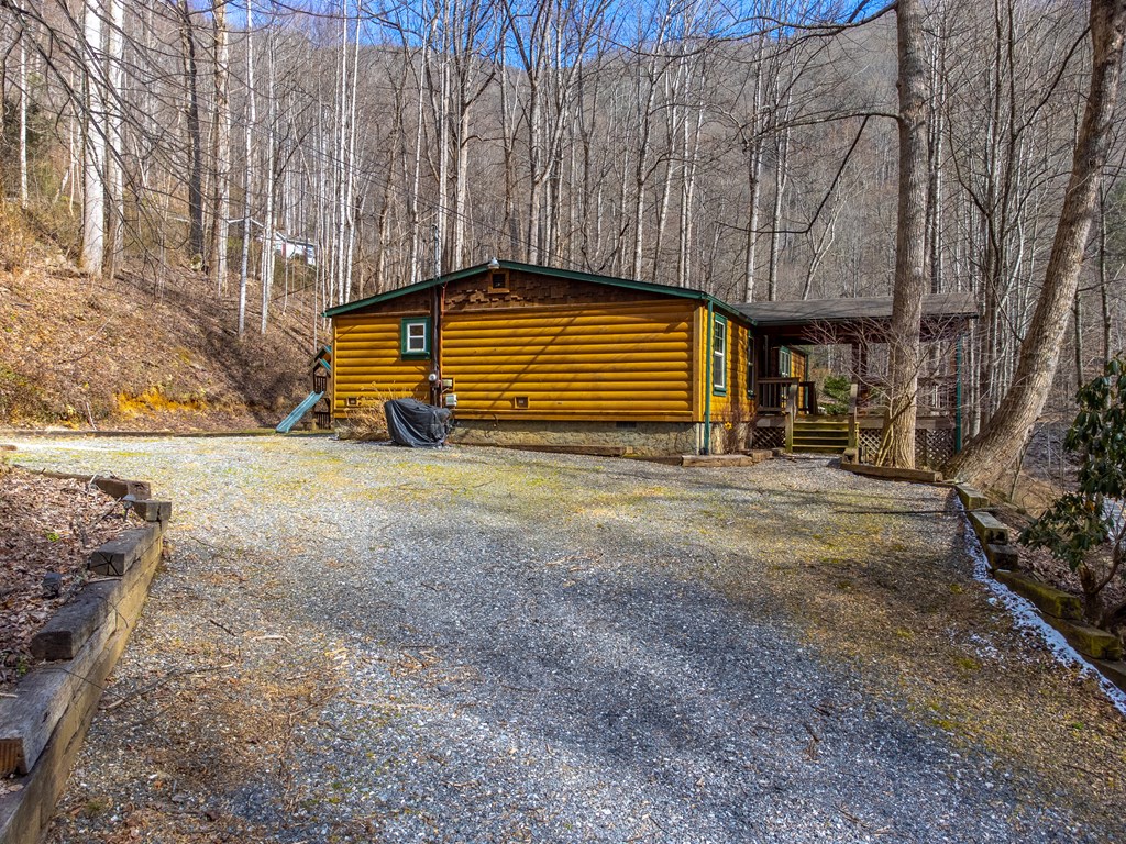 1668 Buff Creek Road