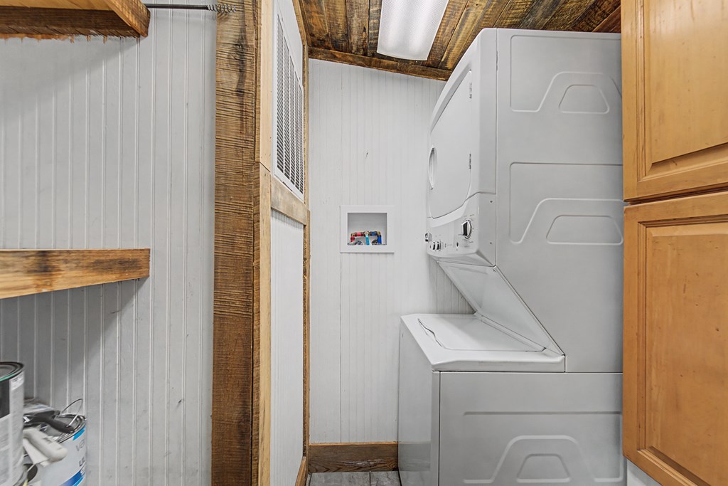 1668 Buff Creek Road