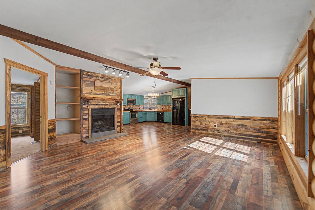 1668 Buff Creek Road