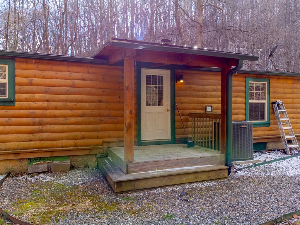 1668 Buff Creek Road