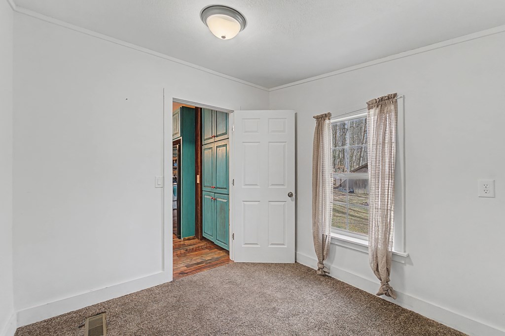 1668 Buff Creek Road