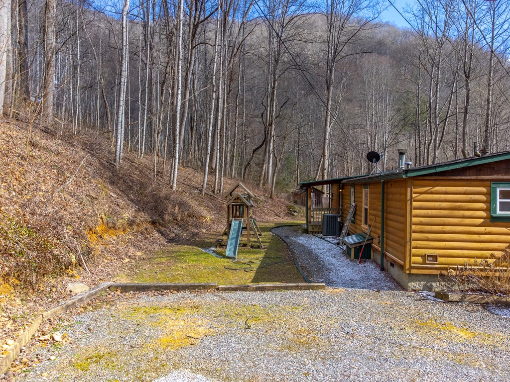 1668 Buff Creek Road