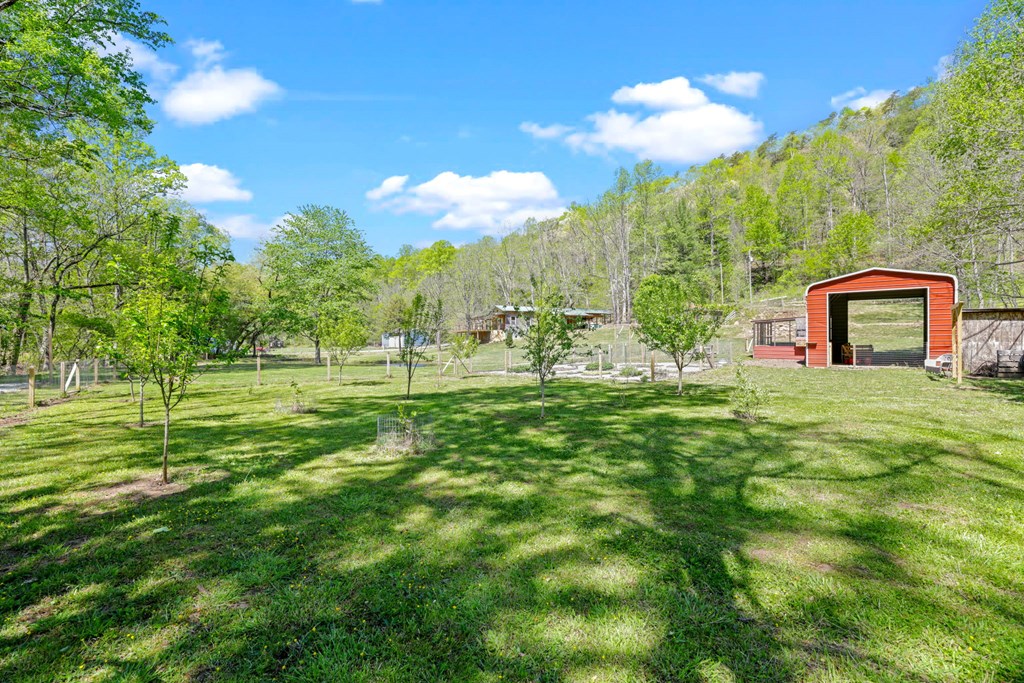 1813 Cedar Creek Farms Road