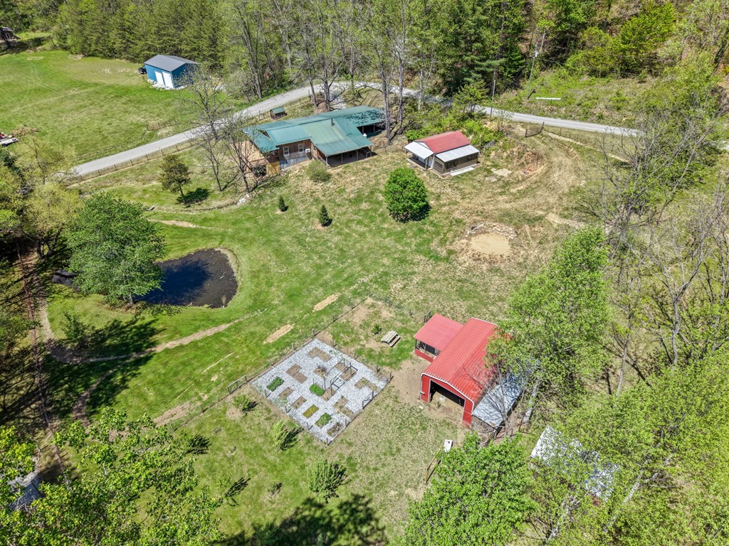 1813 Cedar Creek Farms Road