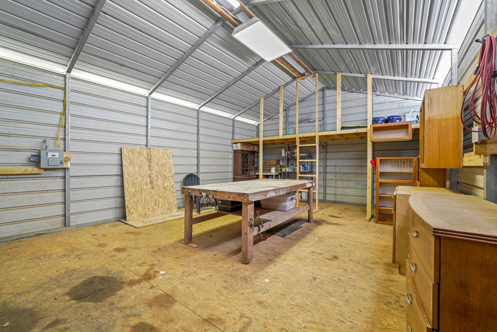 1813 Cedar Creek Farms Road