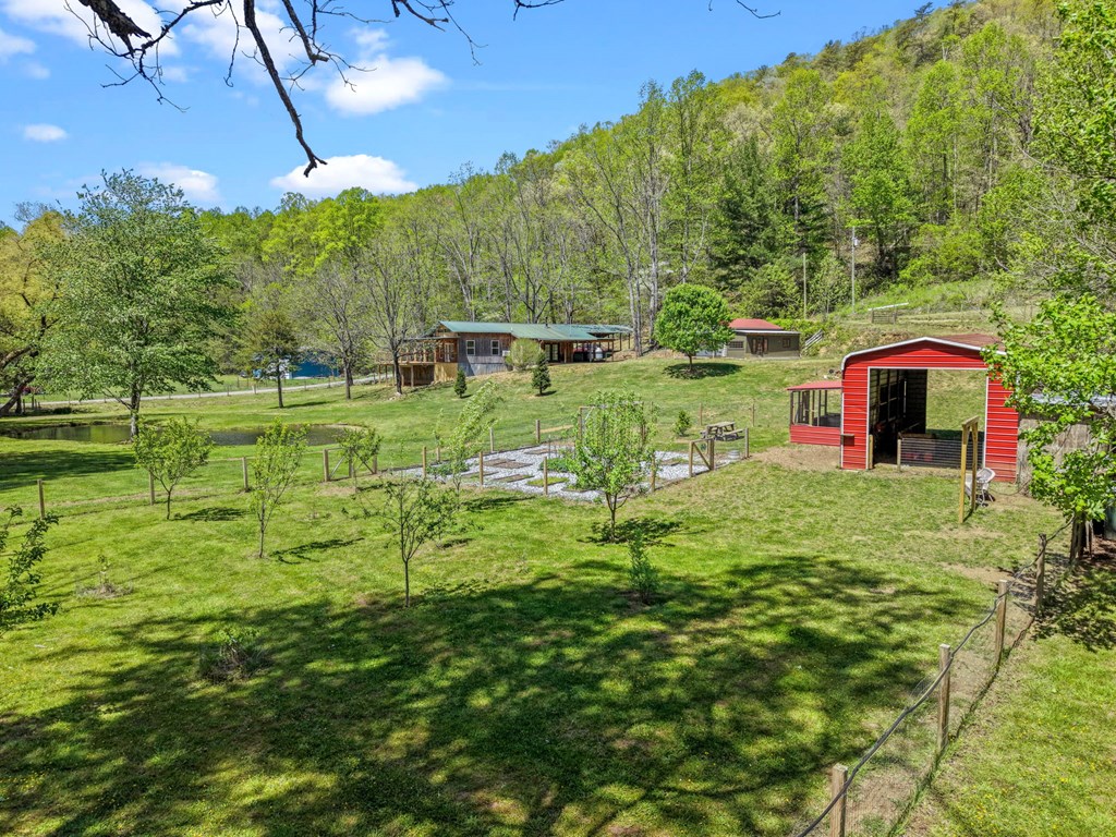 1813 Cedar Creek Farms Road