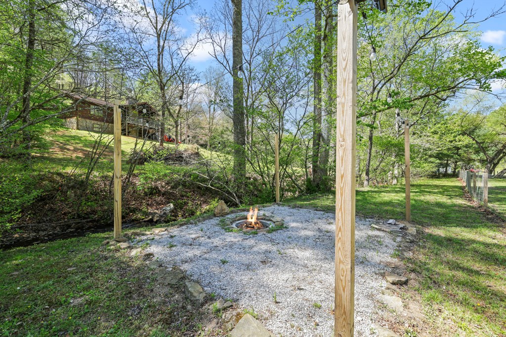 1813 Cedar Creek Farms Road