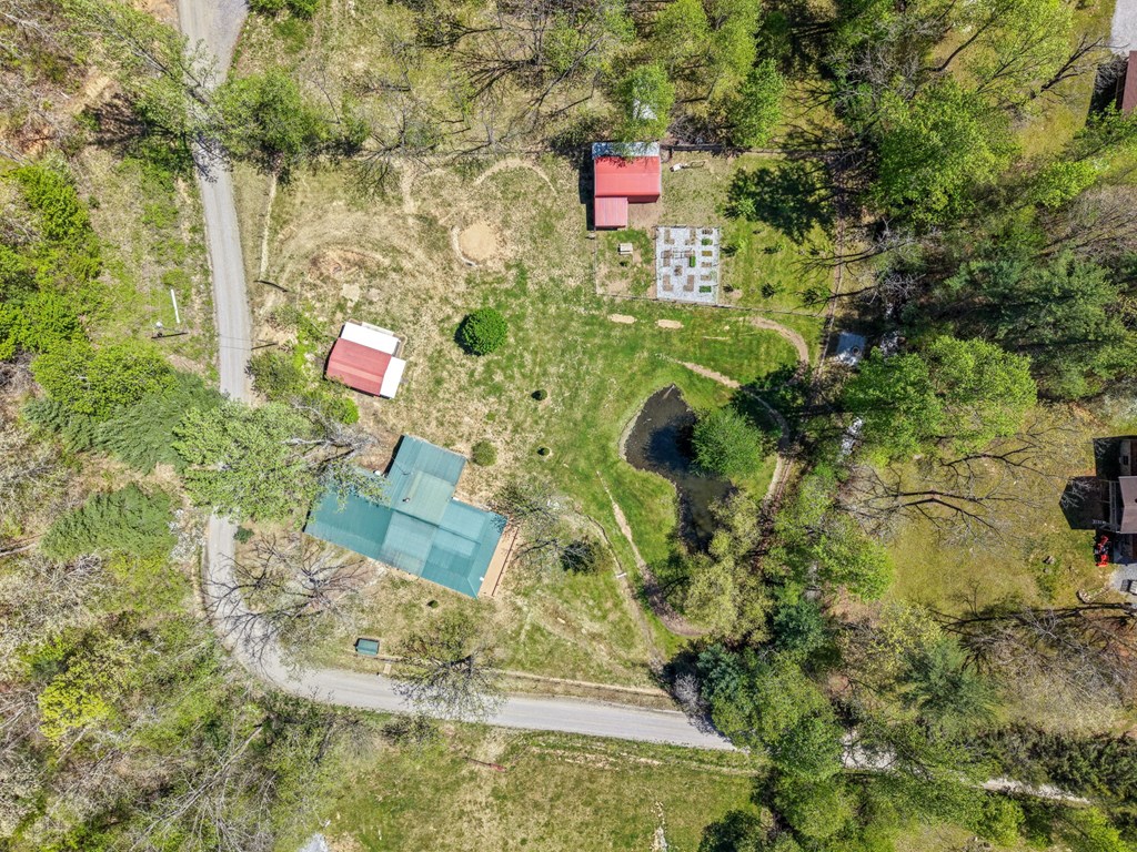 1813 Cedar Creek Farms Road