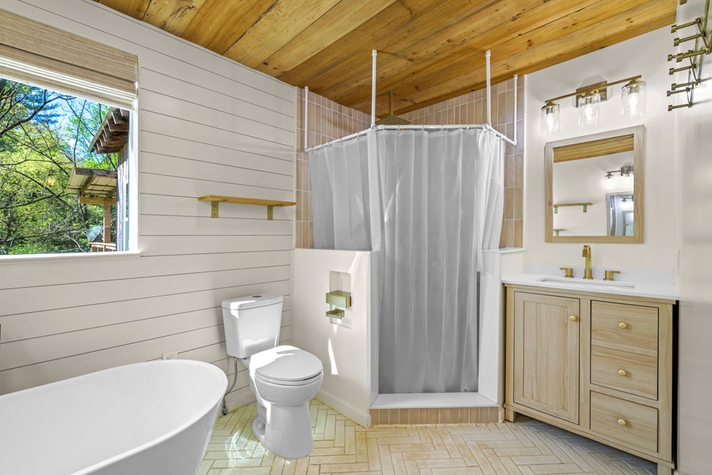 1813 Cedar Creek Farms Road