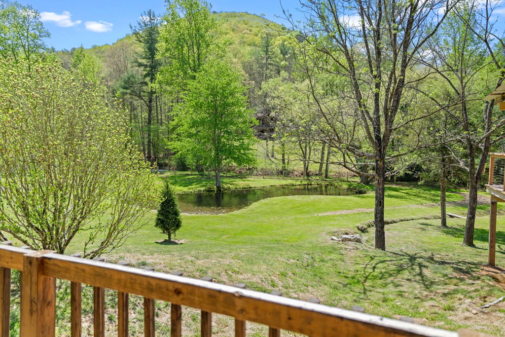 1813 Cedar Creek Farms Road