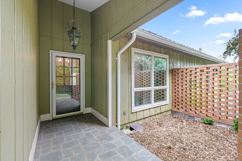 24 Jean Holt Road