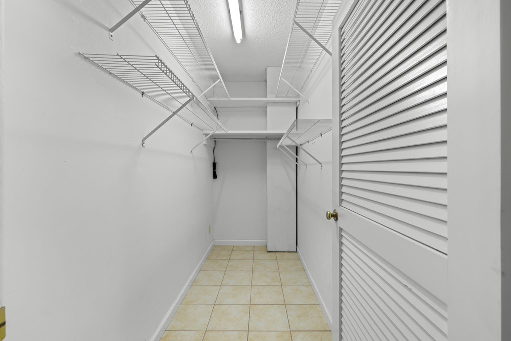 24 Jean Holt Road