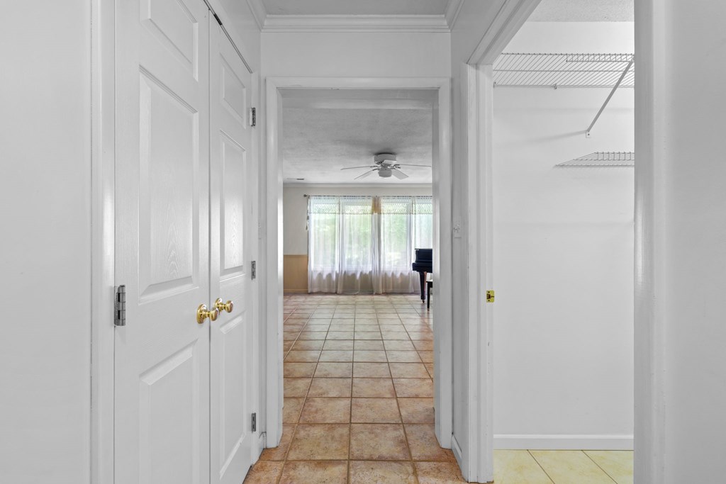 24 Jean Holt Road